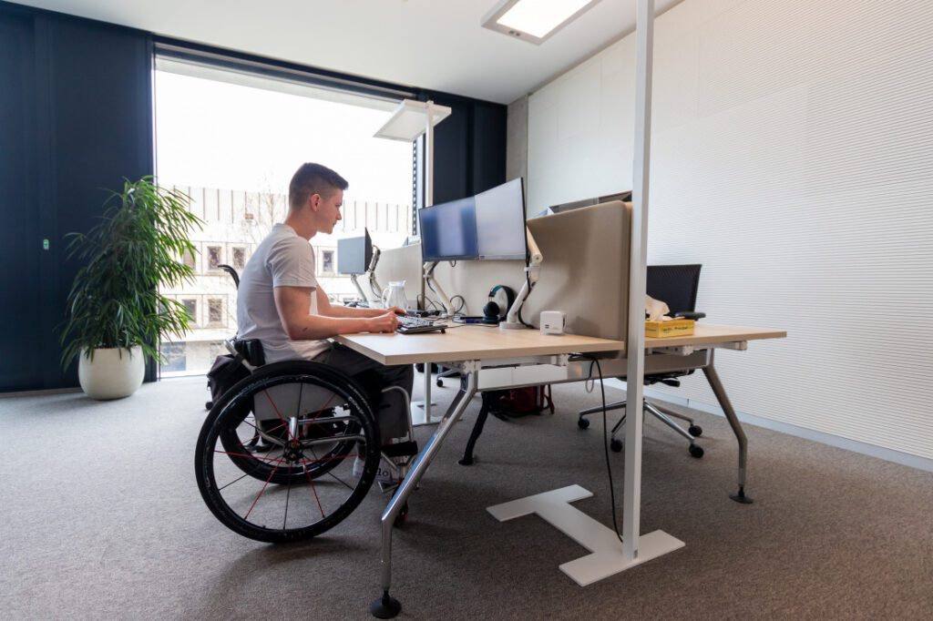 Kolibřík CSR – pobočka Hradec Králové