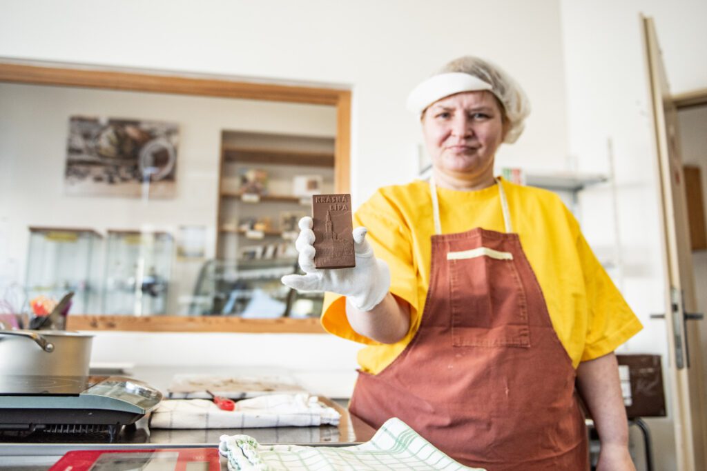 CEDROVATKA, sociální družstvo, MANA čokoládovna