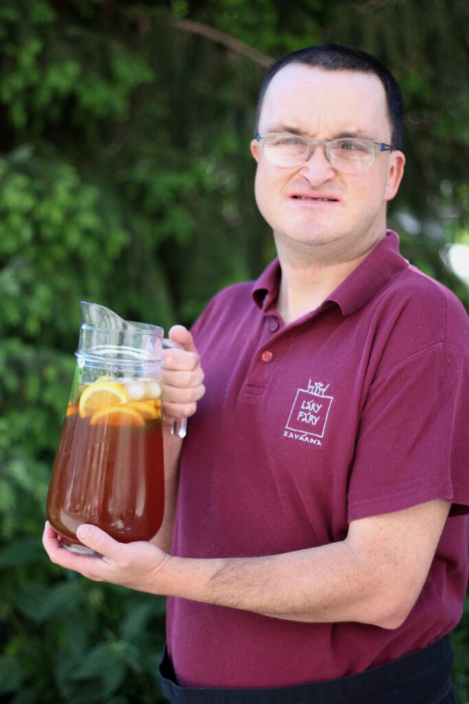 Kavárna Láry Fáry Rychnov nad Kněžnou