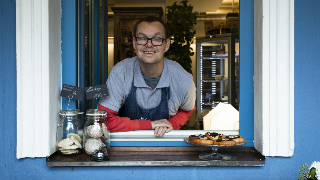 Modrý domeček otevírá cesty k lepšímu životu