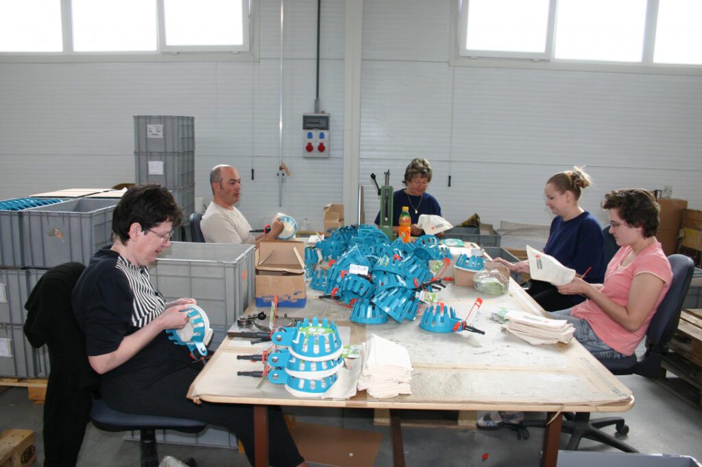 Ergon- montážní a kompletační práce