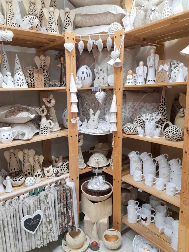 Chráněné dílny Charity Opava – keramická dílna