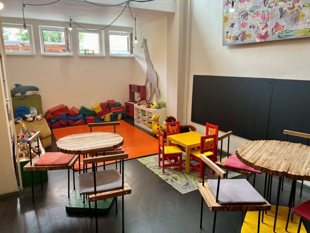 Mléčný bar NAPROTI