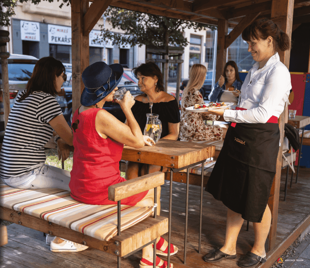 Mléčný bar NAPROTI