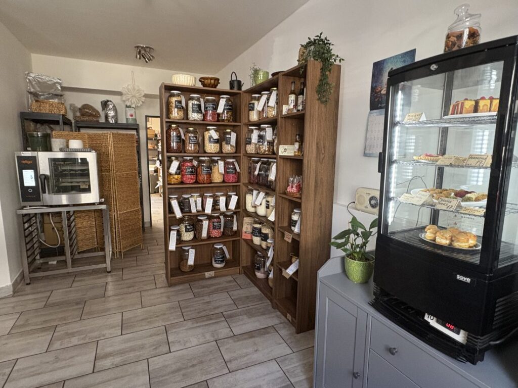 Bezobalový obchod zNova a Pečeme tady Krnov